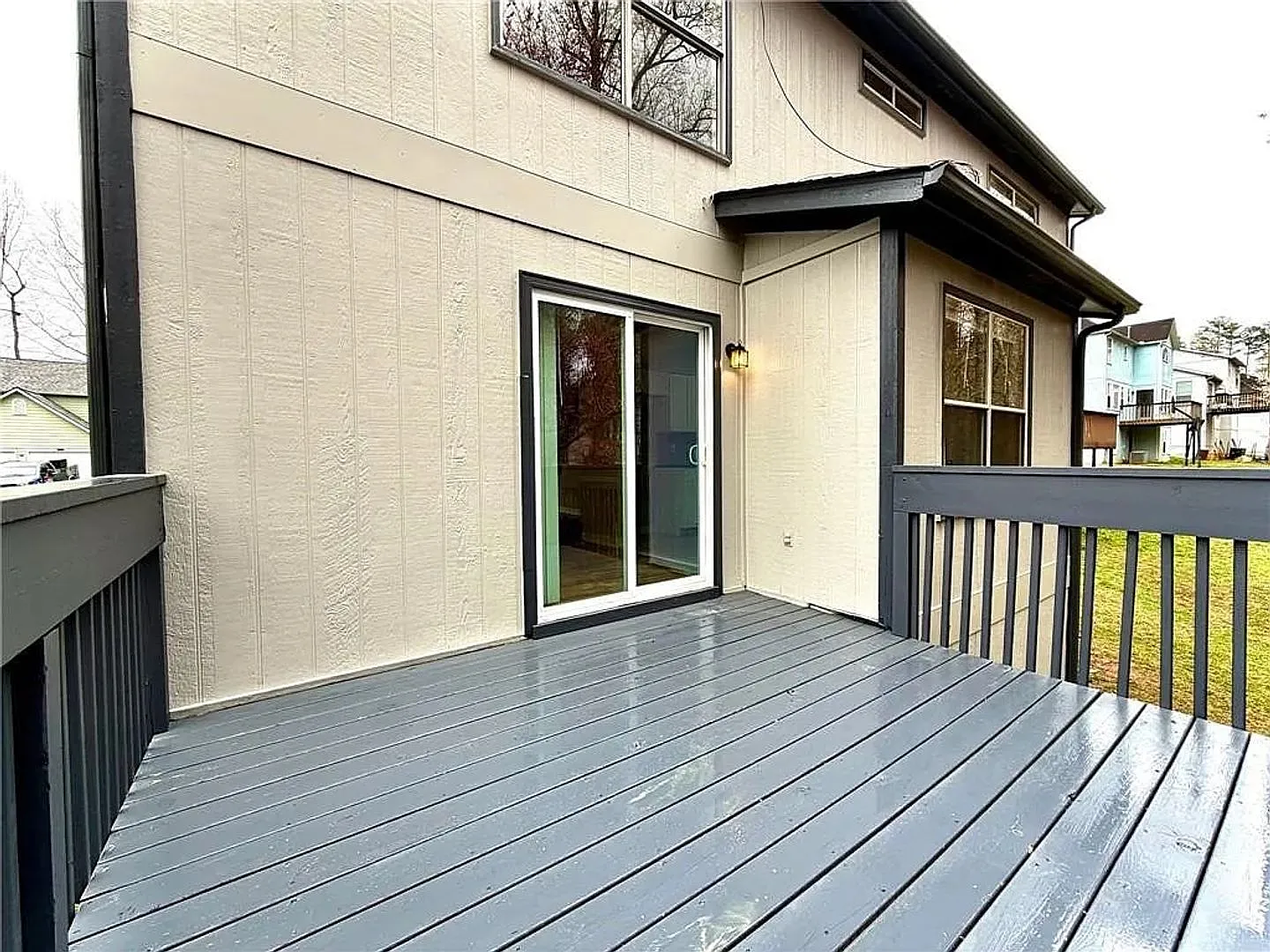 Room in 4 Bedroom Home in Decatur — Photo 2