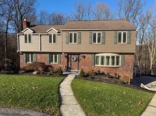 153 Hidden Valley Dr, Pittsburgh, PA 15237