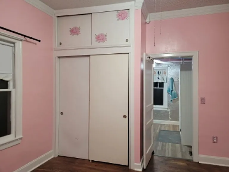 1121 Elm St — Photo 23