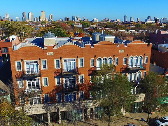 2nd image of 2531 N Southport Ave #2533-3N