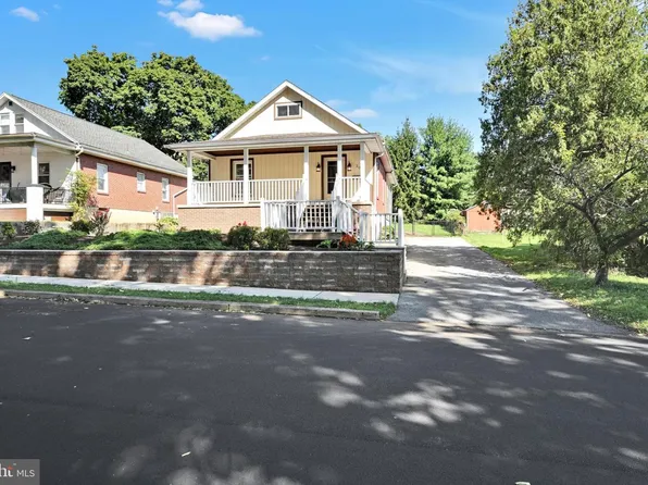 2011 Reading Ave, Reading, PA 19609