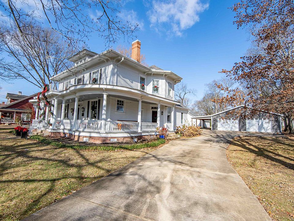 40 College St, Savannah, TN 38372 Zillow