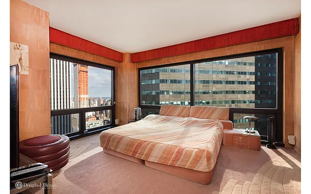 Rented by Douglas Elliman | media 20