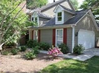 116 Great Oaks Ln, Roswell, GA 30075