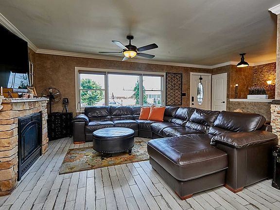 5th image of 15608 89th St