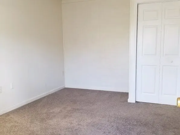 809 N Park St, Carrollton, GA