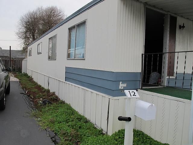2nd image of 2100 Lewelling Blvd Spc 12