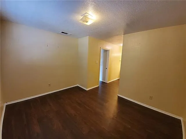 1225 Truxton St #21 — Photo 11