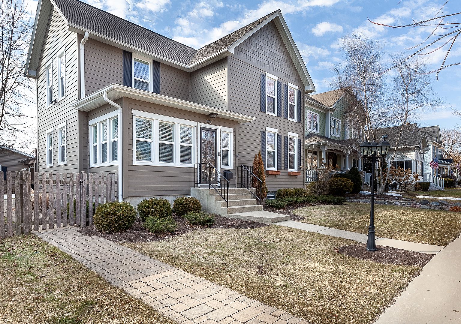 549 S Main St Naperville Il 60540 Mls 11016045 Zillow