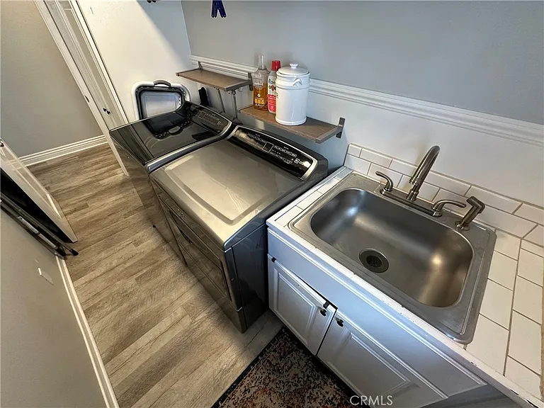 5311 Hendricksen Dr — Photo 24