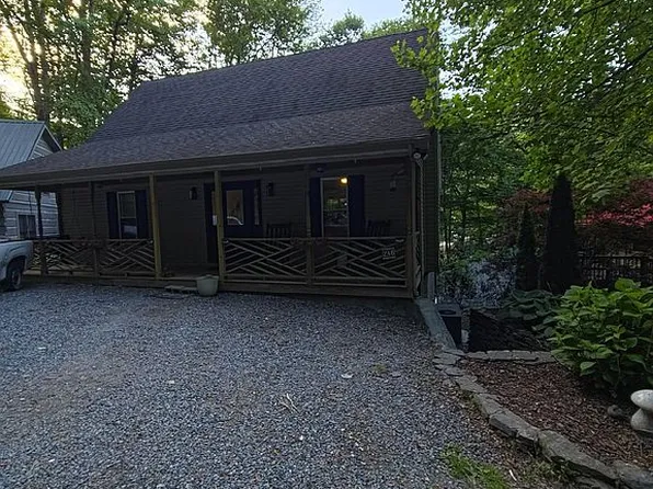 286 River Rd #2, Banner Elk, NC 28604