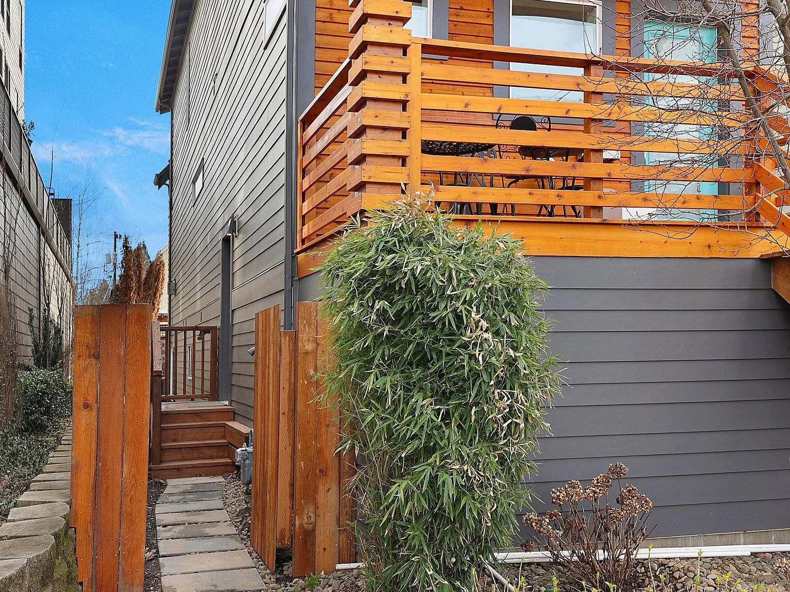SE Lambert St, Portland — Photo 3