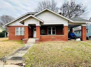 219 W Court Ave, Selmer, TN 38375