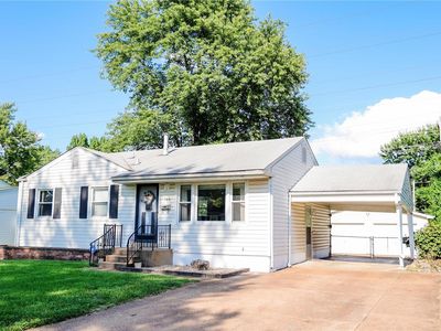 780 Saint Edith Ln, Florissant, MO, 63031