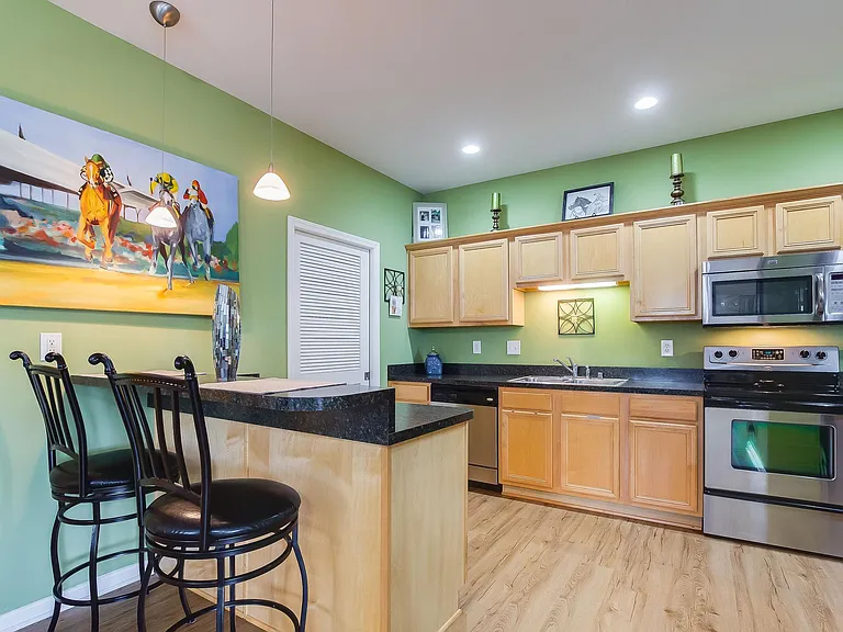 203 S Dorsey Ln #203 — Photo 17