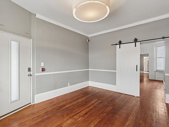 3rd image of 2511 Frankford Ave Floor 1