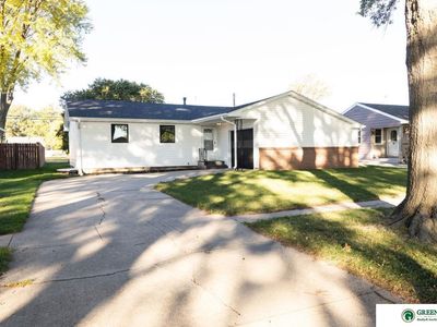 37 Edison Ave, York, NE, 68467