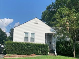 2714 Bremerton Rd, Saint Louis, MO 63144