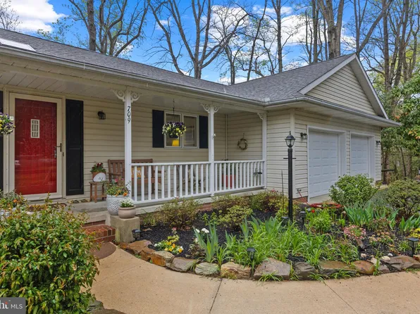 709 Meadow Brook Ln, Milford, DE 19963