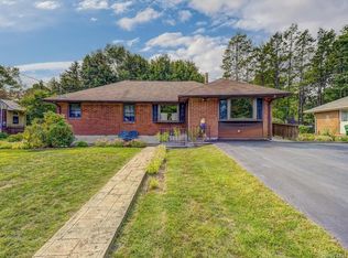 21 Briarwood Dr, Poughkeepsie, NY 12601