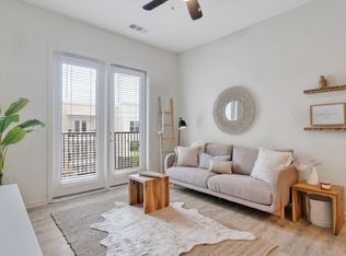 1026 Ashes Dr #450, Wilmington, NC 28405