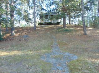 32 River Rd, Ashaway, RI 02804