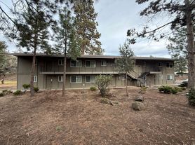 Studio Gardens Apartments