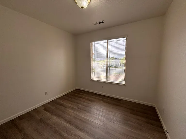 1024 Westcreek Ln — Photo 8