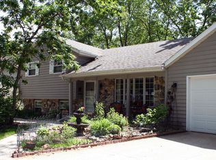 3331 S Blue Spruce Ln, Appleton, WI 54915