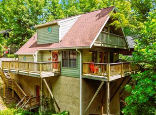 333 Woodridge Way, Pigeon Forge, TN 37863