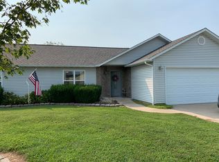 121 Ahner Ln, Hollister, MO 65672
