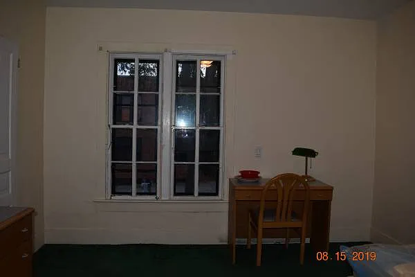 6 bed, 1200 sqft, $750 — Photo 3
