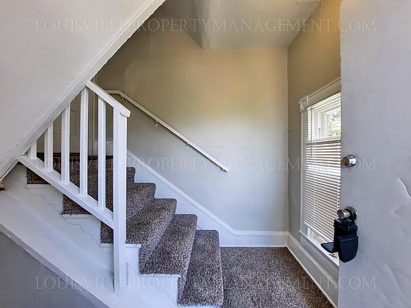 3rd image of 4728 Southern Pkwy APT 3