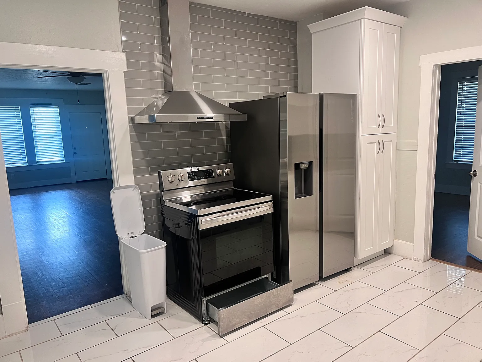 2560 S University Dr — Photo 3