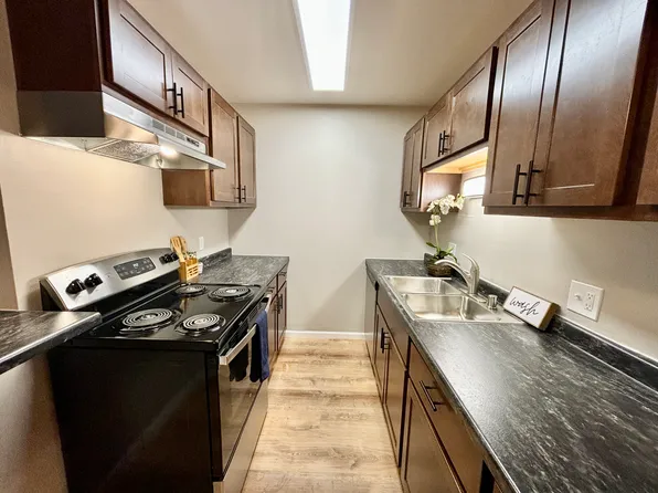 702 W Badger Rd, Madison, WI