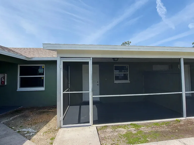 11341 Linda Loma Dr — Photo 9