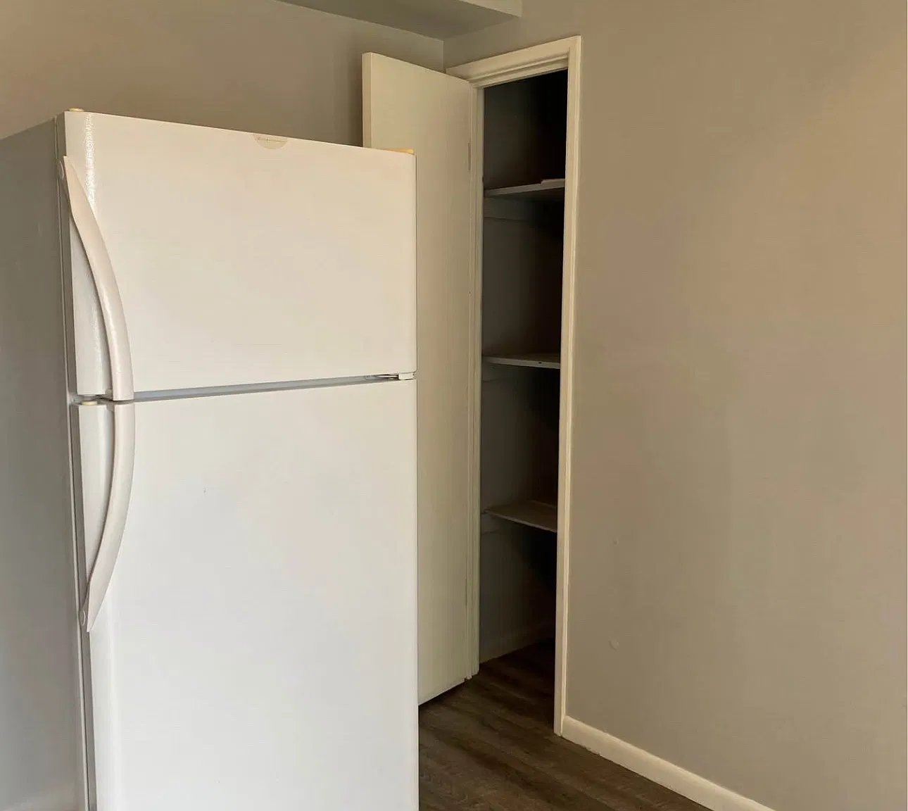 29 N Yorkshire Boulevard — Photo 4