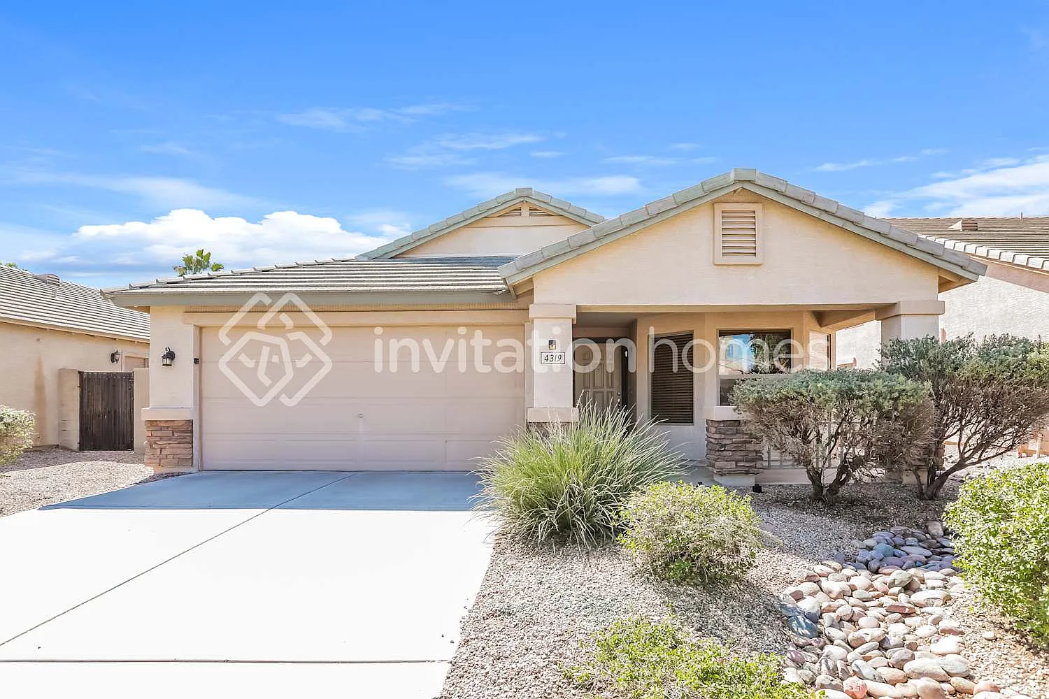 4319 E Amarillo Dr San Tan Valley, AZ 85140 — Photo 1