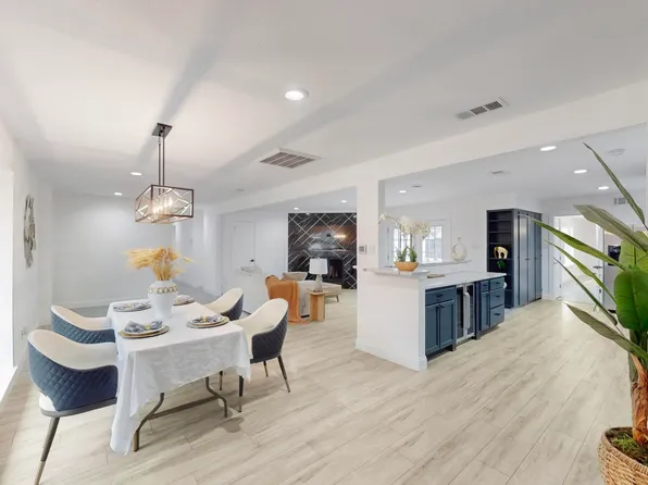 442 Summit Dr, Richardson, TX 75081