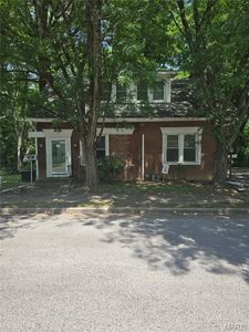 910 N 2nd St, Belleville, IL, 62226