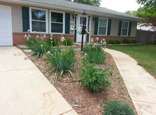 803 W Nettle Tree Rd, Sterling, VA 20164