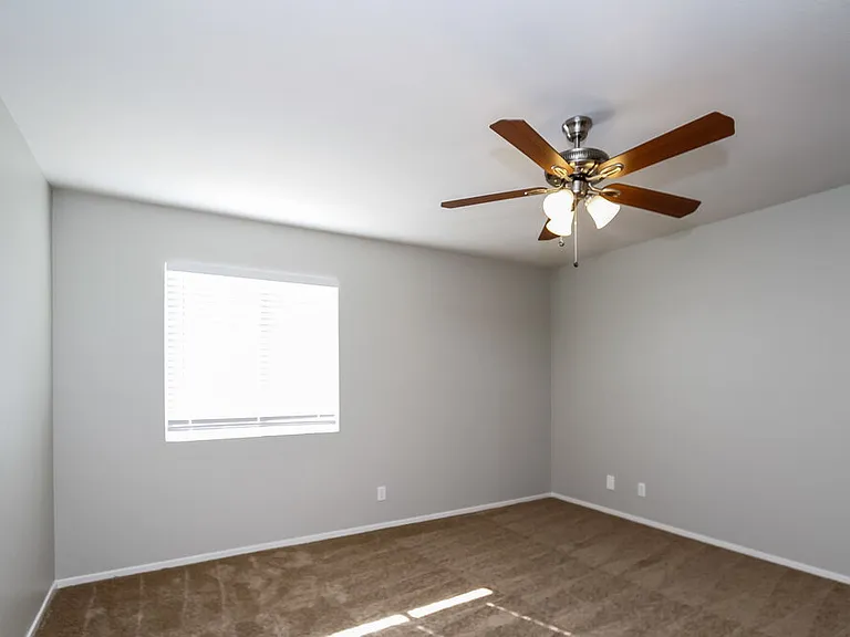 681 Indian Row Ct — Photo 7