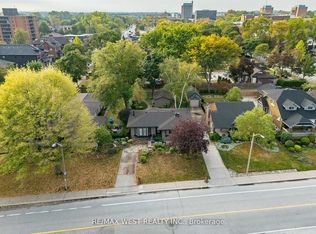 2437 Riverside Dr W, Windsor, ON N9B1B2