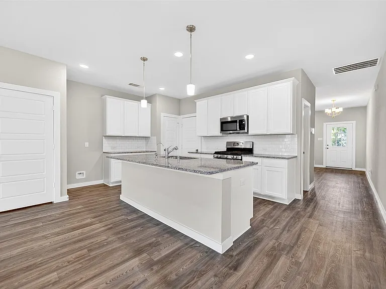 21619 Coral Mist Dr — Photo 11