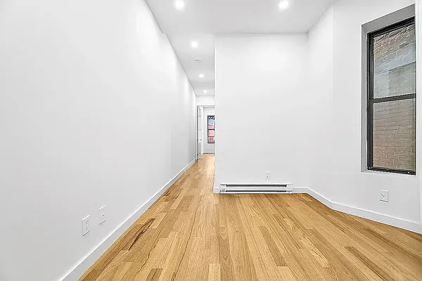 Rented by REAL New York | media 13