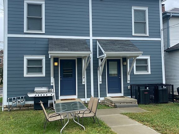 3rd image of 147 W 2nd Ave #147