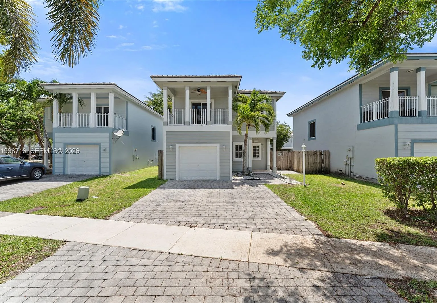 3 bed, 1456 sqft, $3,300 — Photo 1