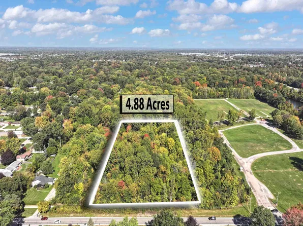11261 21 Mile Rd, Utica, MI 48317