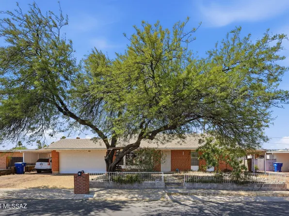8330 E 3rd St, Tucson, AZ 85710