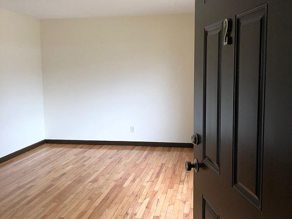 3rd image of 4051 28th Ave APT 1